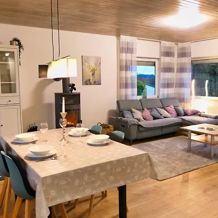 Apfelhaus Beim Hennesee 펜션 메체데